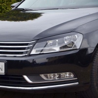 Mra��tka p�edn�ch sv�tlomet� VW Passat B7 -- rok v�roby 2010-15