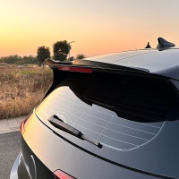 Autostyle zadn� Cap spoiler k�ilt nad okno VW ID.3 -- od roku v�roby 2020-